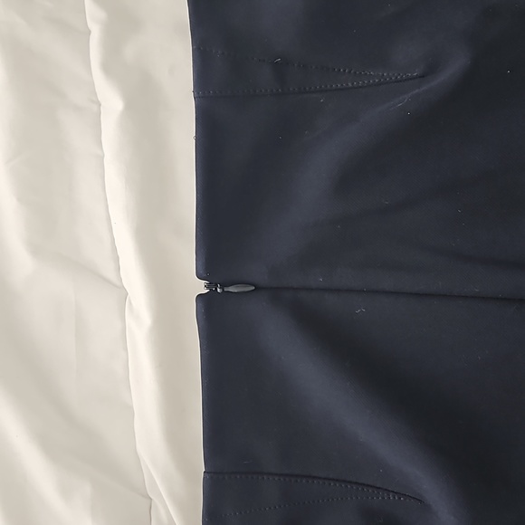 Banana Republic Pencil Skirt BRAND NEW - Picture 3 of 4